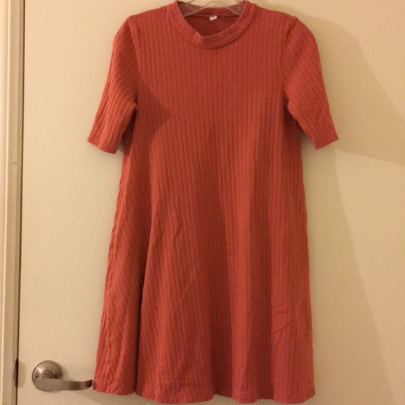 Uniqlo knit dress - Picture 1 of 3